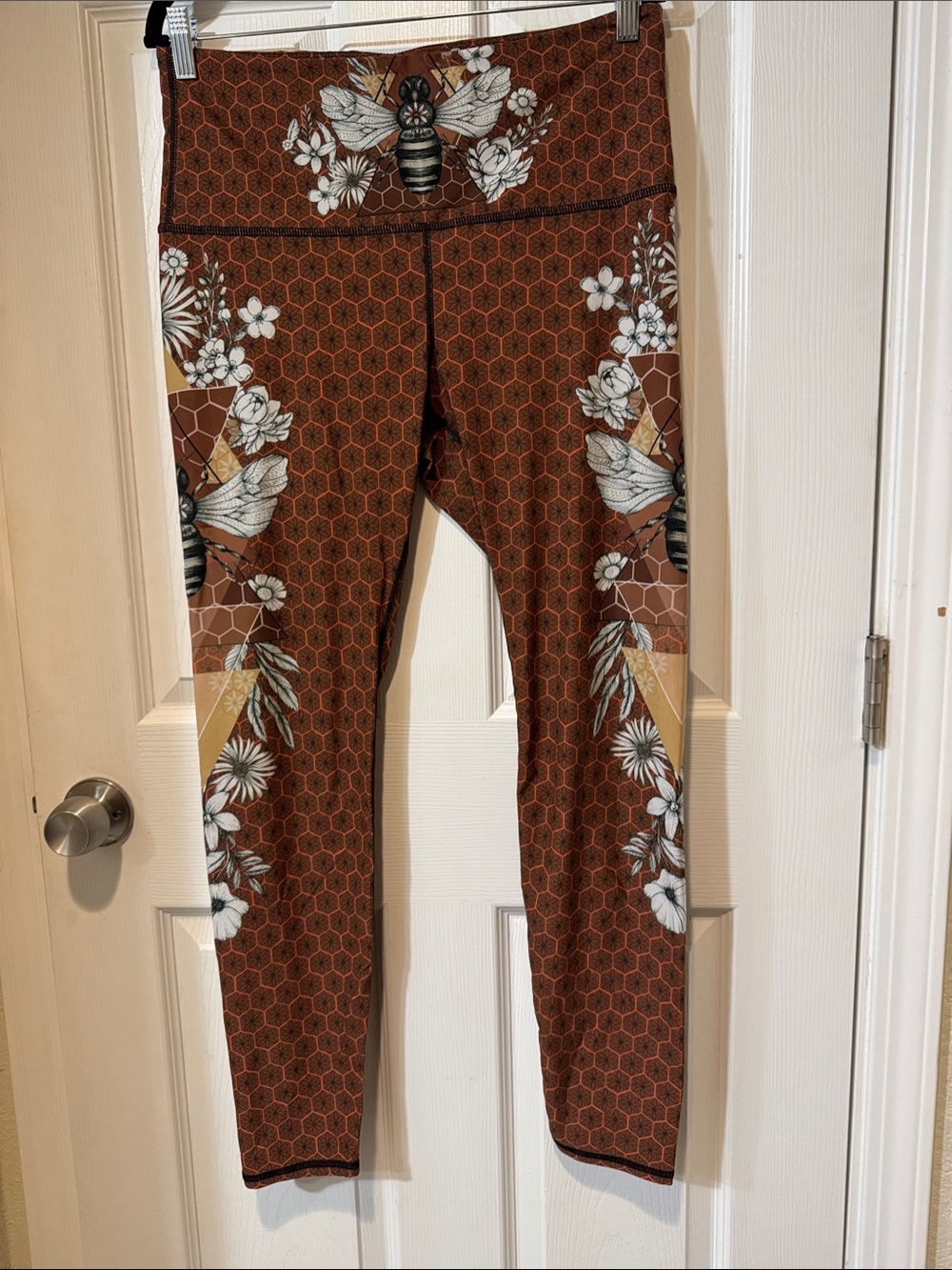 Yoga Democracy Women’s Brown Floral Bee Print Leggings Made frm Recycled Bottles
